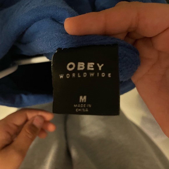 ROYAL BLUE OBEY/MAKE ART NOT WAR ZUMIEZ HOODIE - Picture 2 of 3